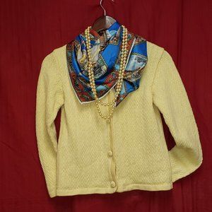 🍁Vintage Yellow Cardigan 100% wool* size Small.